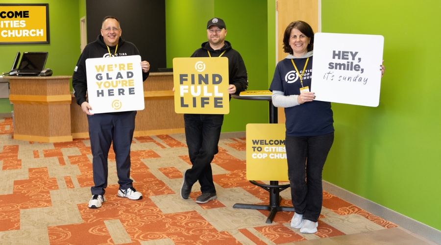 Cities Cop Church volunteers